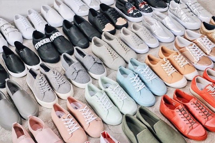 Buôn Bán Giày Dép